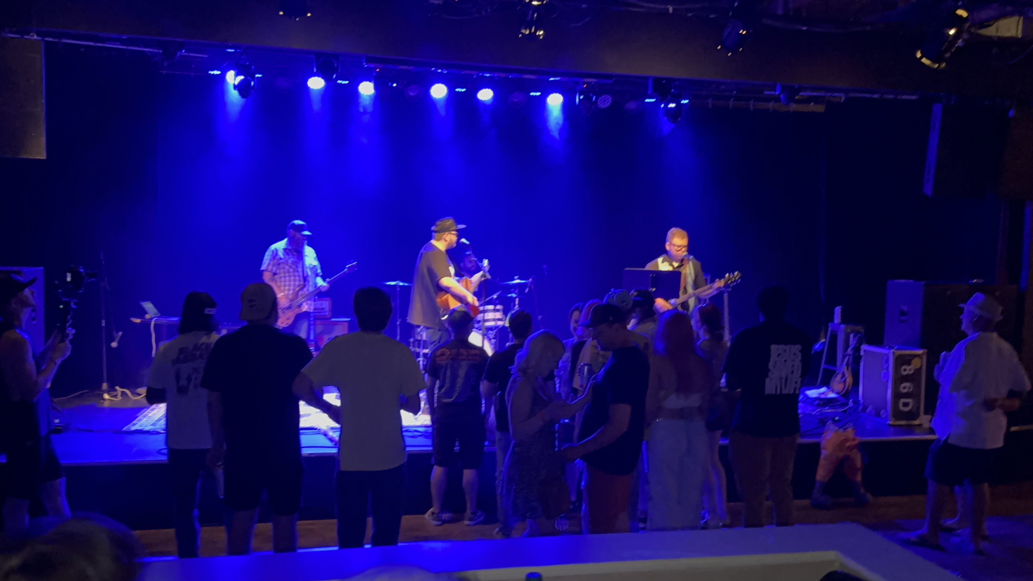 Luke Corliss performing